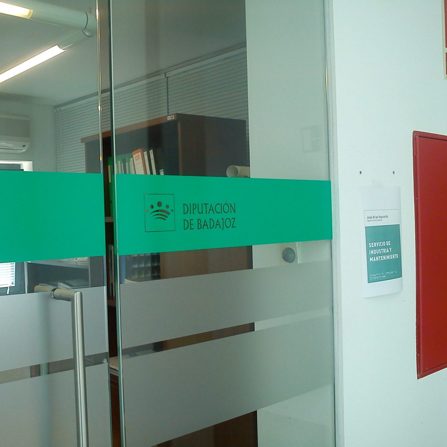 Vinilos al ácido recortado