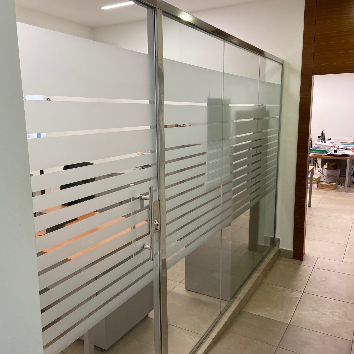 Vinilos al ácido recortado